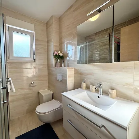 Apartment Sea View Jadran *