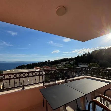 Sea View Jadran * マカルスカ